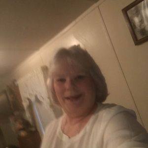 Meet your Posher, Brenda